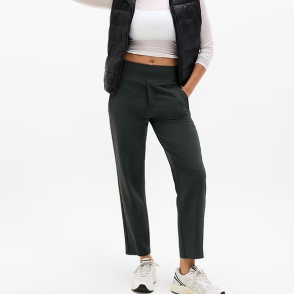 Athleta Pants - Athleta Women’s Endless High Rise Pants in Elm Green Size 6